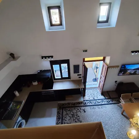 Lindos Central * Líndos