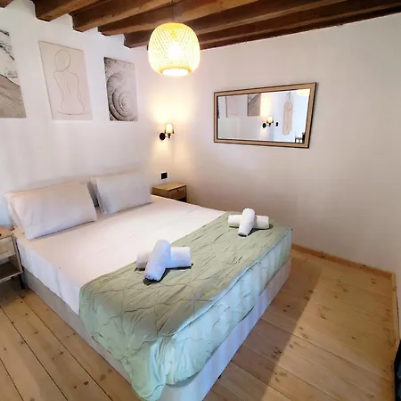 Apartamento Lindos Central *