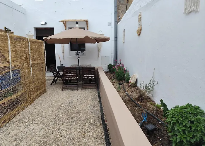 Lindos Central Apartment