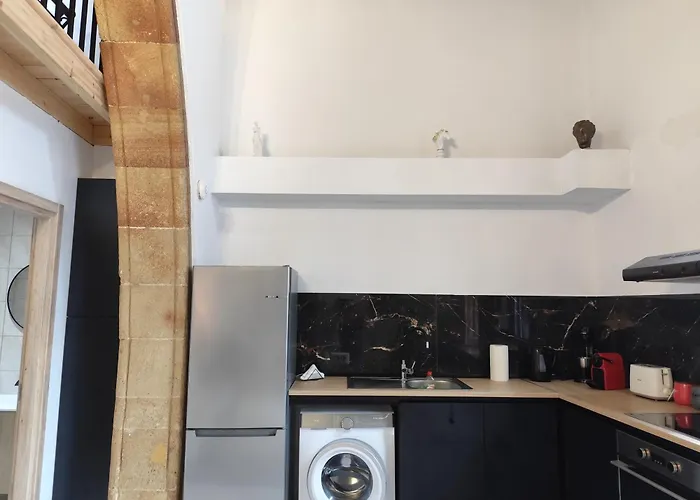 Lindos Central * לינדוס